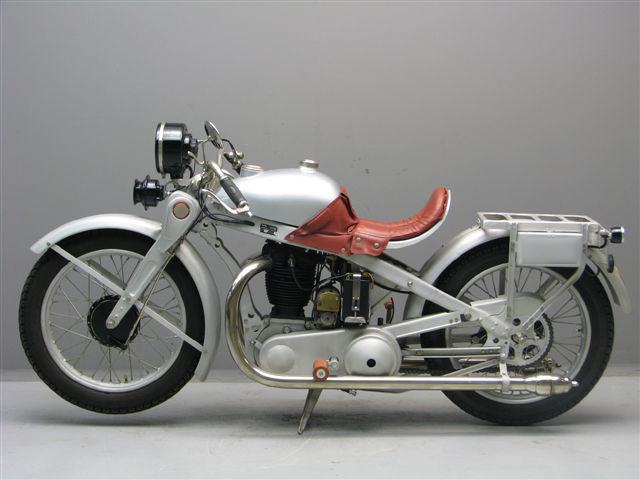 motocl11.jpg